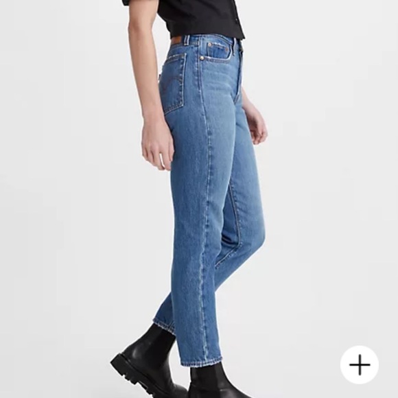 Levi’s Wedgie Straight Jeans - Picture 3 of 6